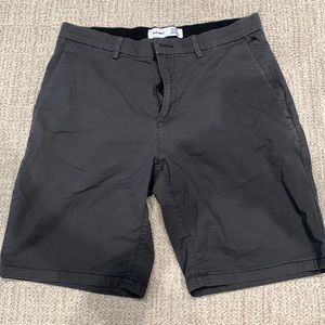 Old Navy Ultimate Tech Slim Gray Shorts